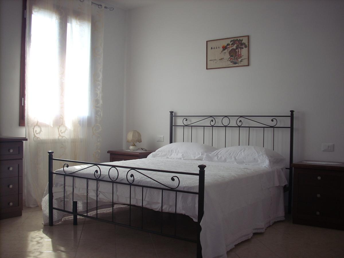 B&B Da Toni Taglio Di Po ภายนอก รูปภาพ